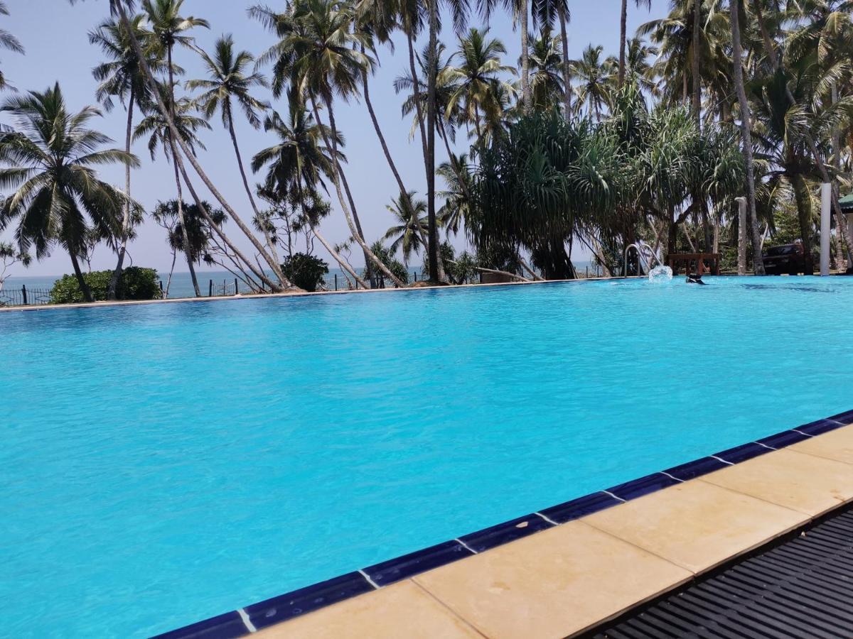 Helios Beach Resort Tangalle Exterior foto